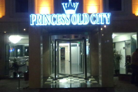 Princess Old City Hotel Aksaray Paslanmaz Kutu Harf Işıklı Tabela