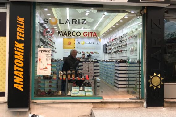 Solariz Terlik Işıklı Tabela
